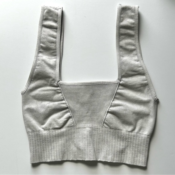 🍂NWOT Free People Movement Square Neck Bra. Gray. Size: XS/S - Picture 3 of 6